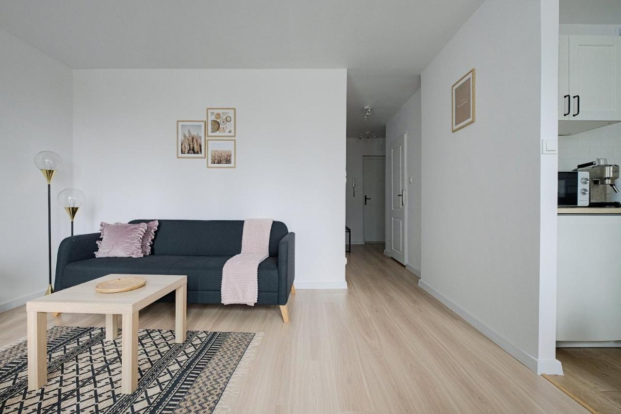 Butas Urban Oasis Private With Palace Of Culture View