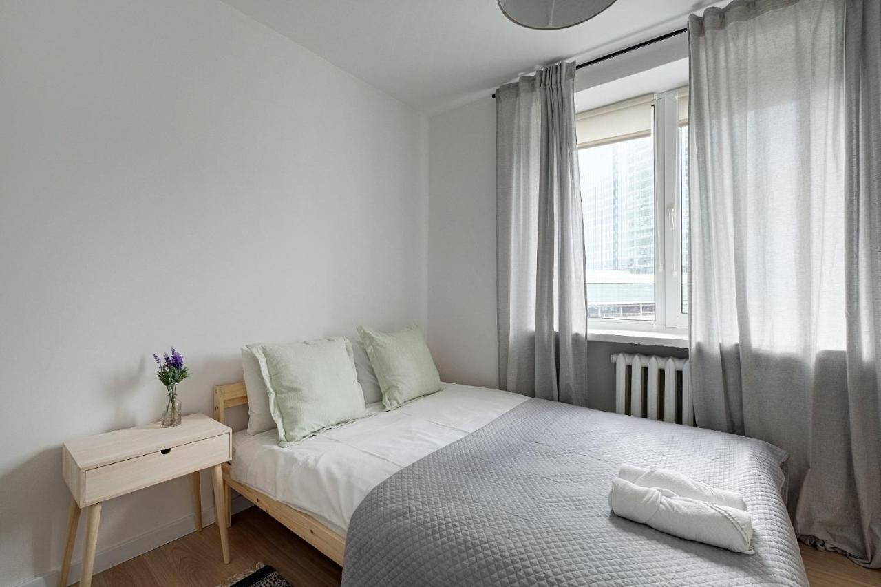Urban Oasis Private With Palace Of Culture View Warschau